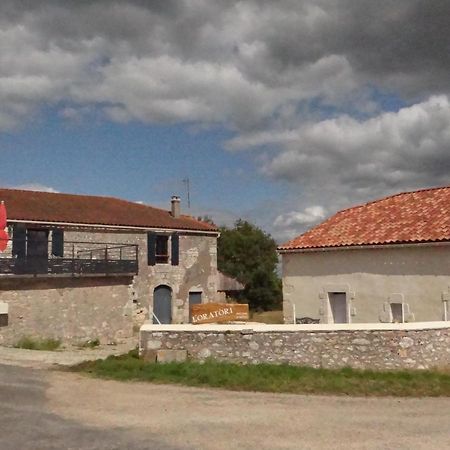 L'Oratori : Chambre La Gabarre Serignac  Exterior photo
